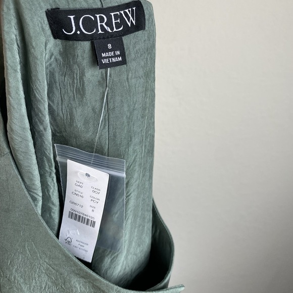 J. Crew NWT Cutaway Vest Top in Satin Size 8 Green Old Money Preppy Textured - Picture 7 of 7